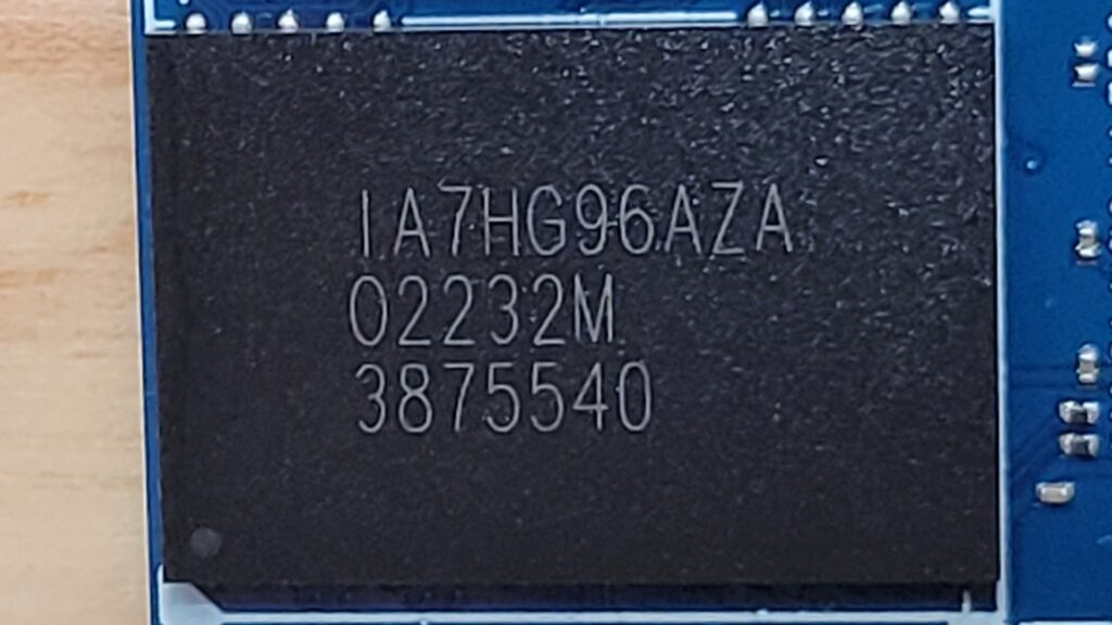 Inland QN322 2TB NVMe NAND CHIP